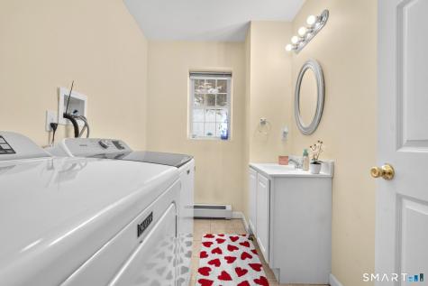 22 Neagle Street Naugatuck CT 06770