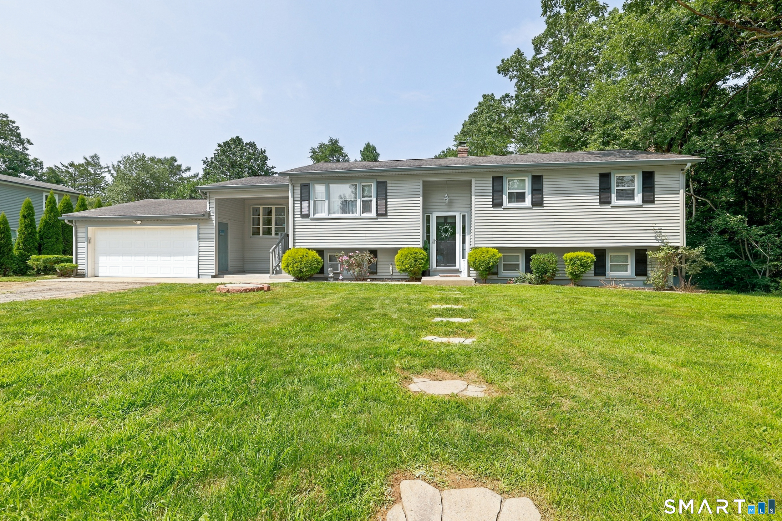 398 Moosup Pond Road Plainfield CT 06354