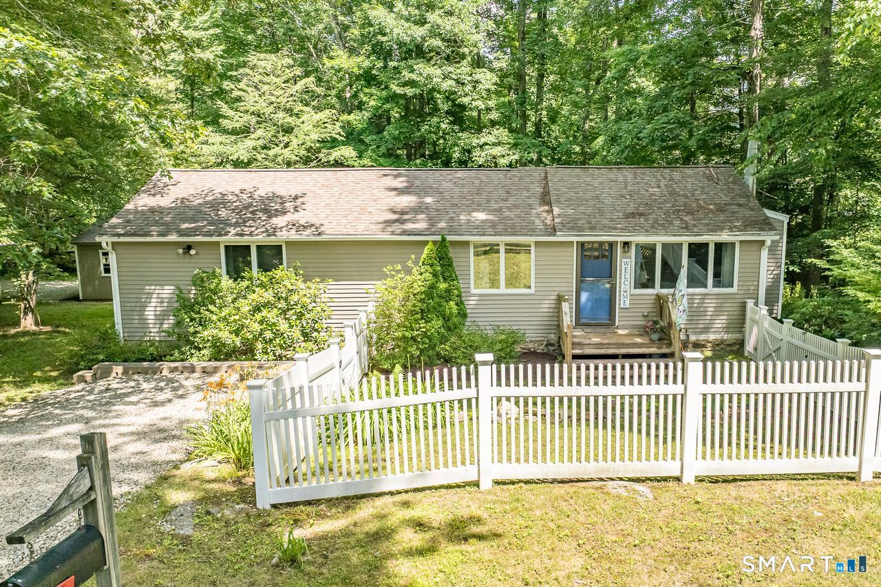2 Walnut Road Woodstock CT 06281