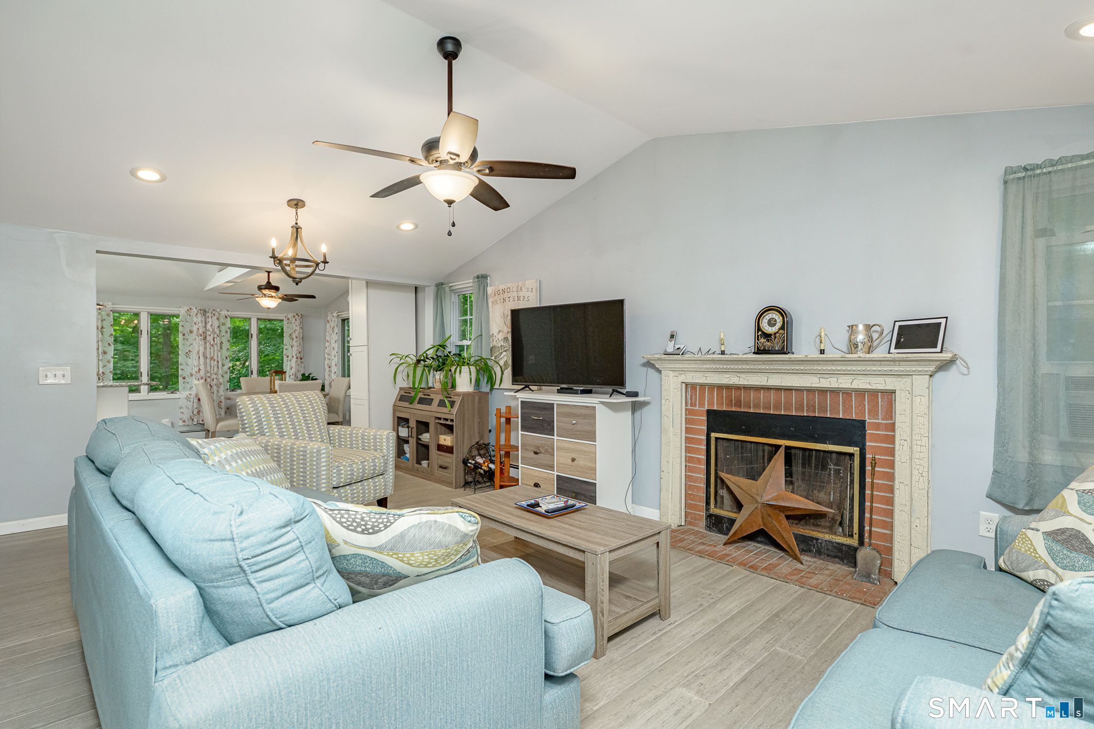 2 Walnut Road Woodstock CT 06281