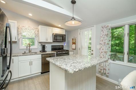2 Walnut Road Woodstock CT 06281