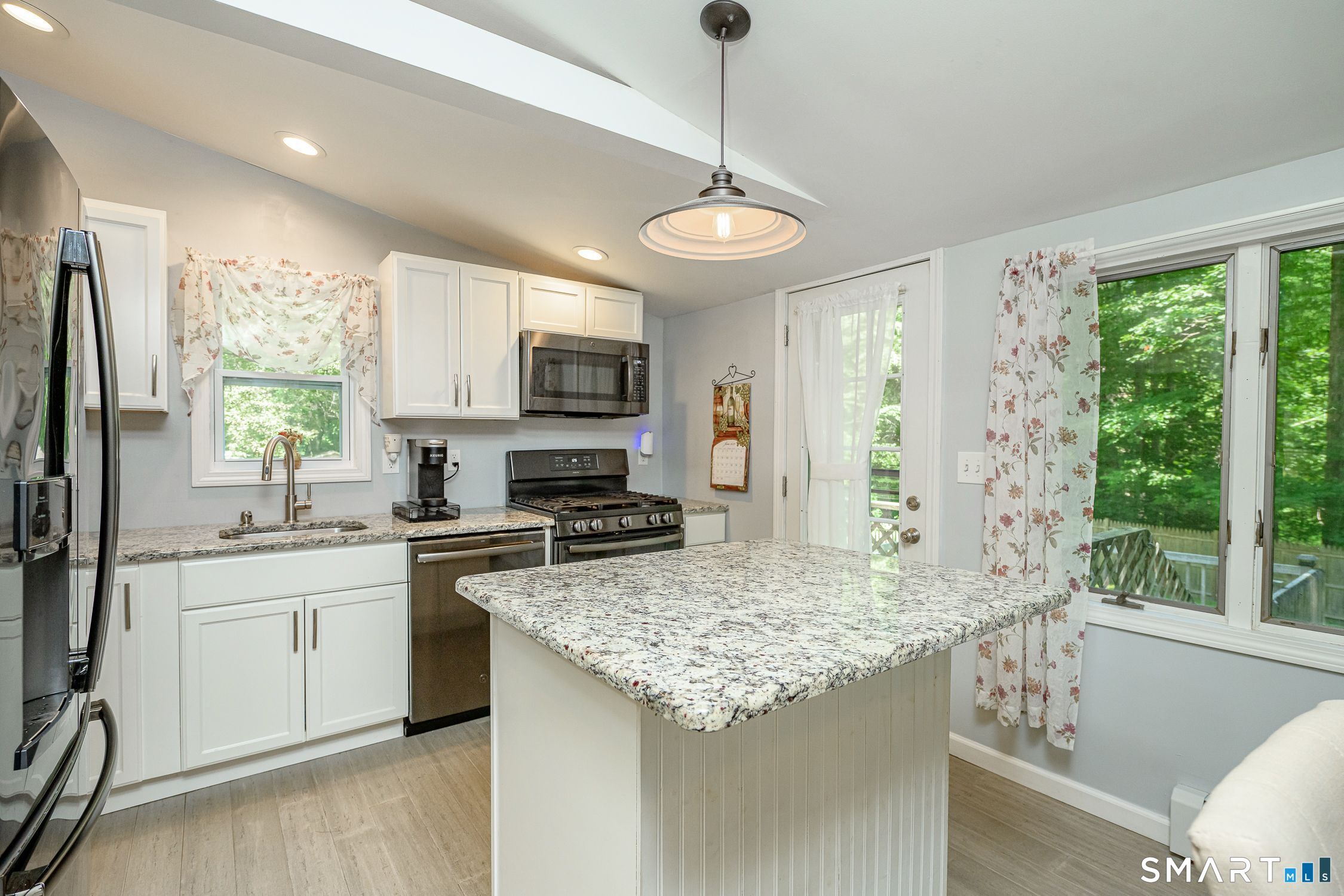 2 Walnut Road Woodstock CT 06281
