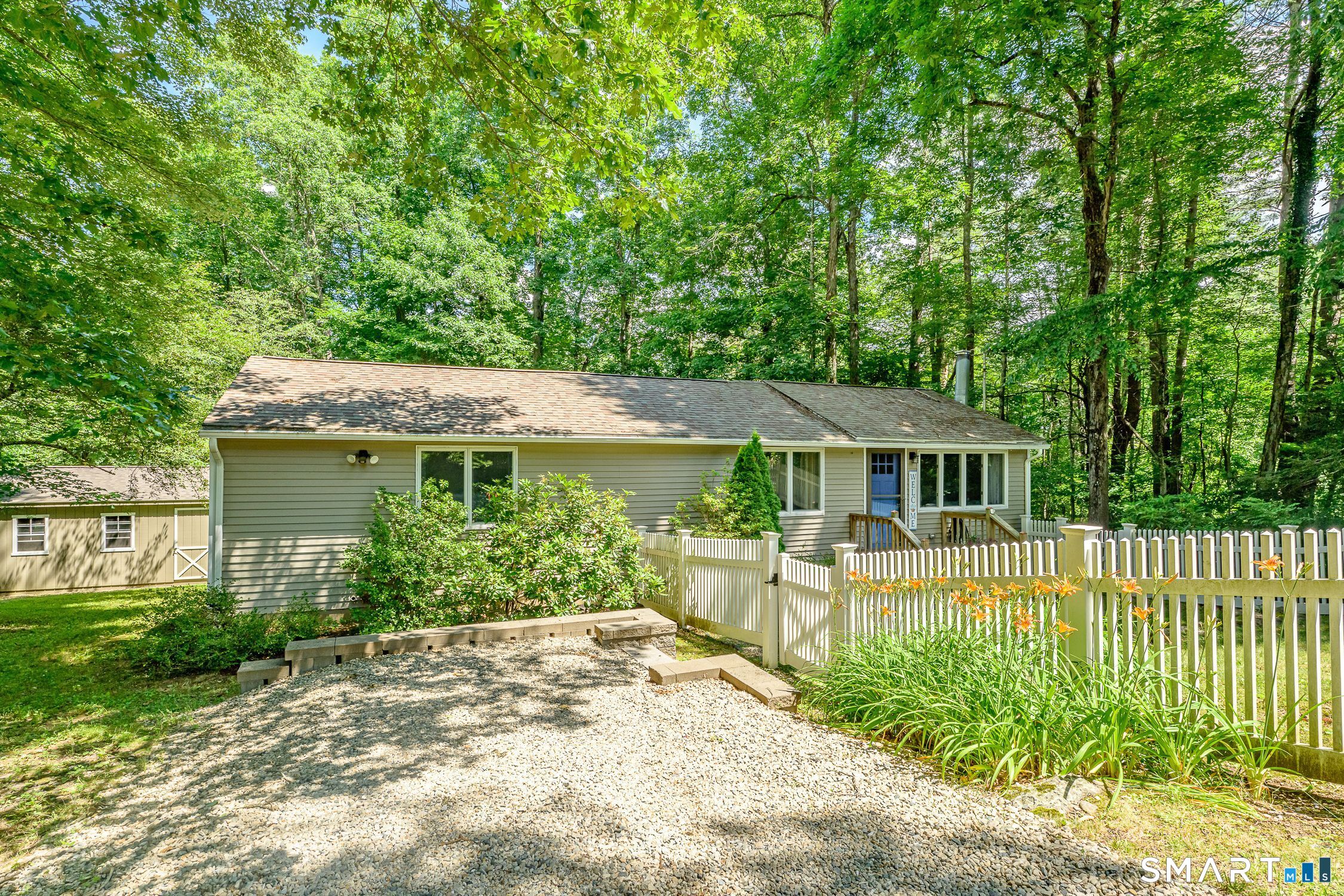 2 Walnut Road Woodstock CT 06281