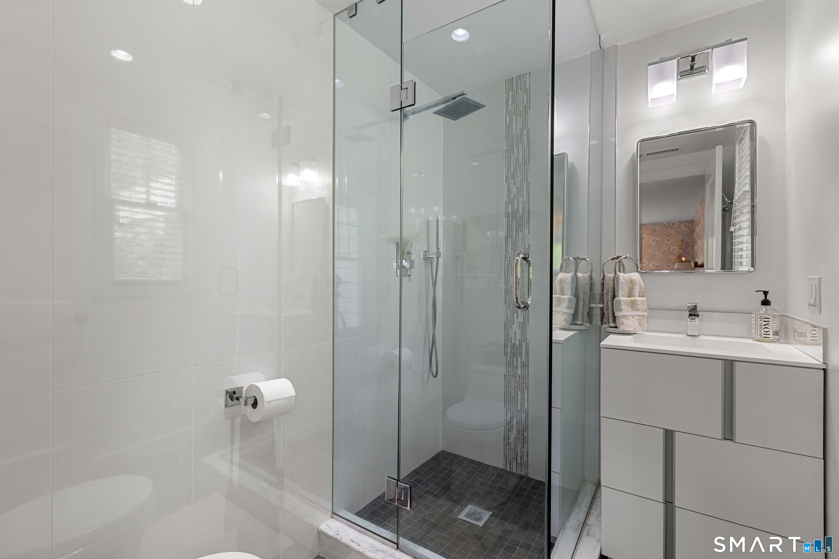 316 Valley Road Greenwich CT 06807