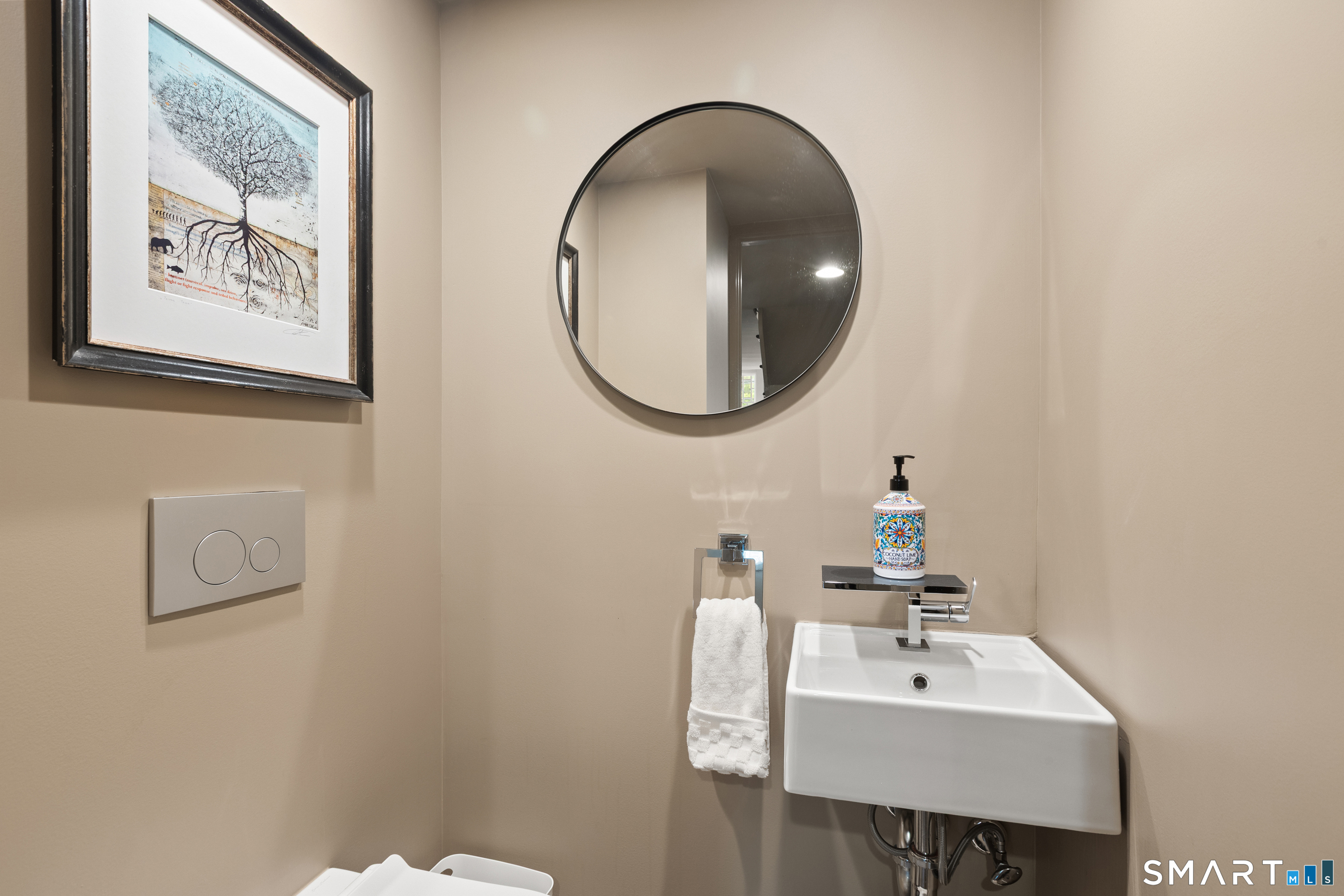 316 Valley Road Greenwich CT 06807