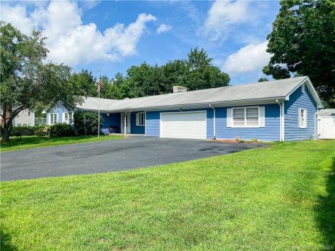 1 Valley Stream Drive Danbury CT 06811