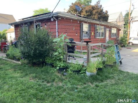 14 Bassett Street Ansonia CT 06401