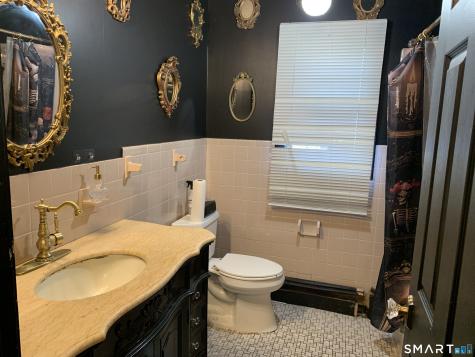 14 Bassett Street Ansonia CT 06401