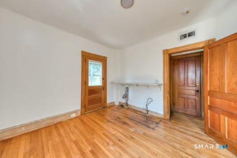 249 Collins Street Hartford CT 06105
