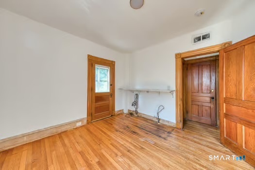 249 Collins Street Hartford CT 06105