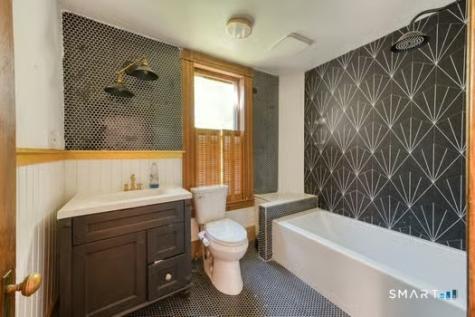 249 Collins Street Hartford CT 06105