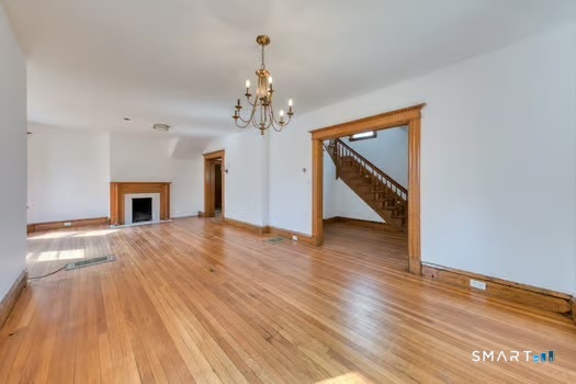 249 Collins Street Hartford CT 06105