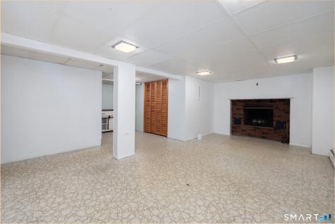 25 Lynn Avenue Plymouth CT 06786