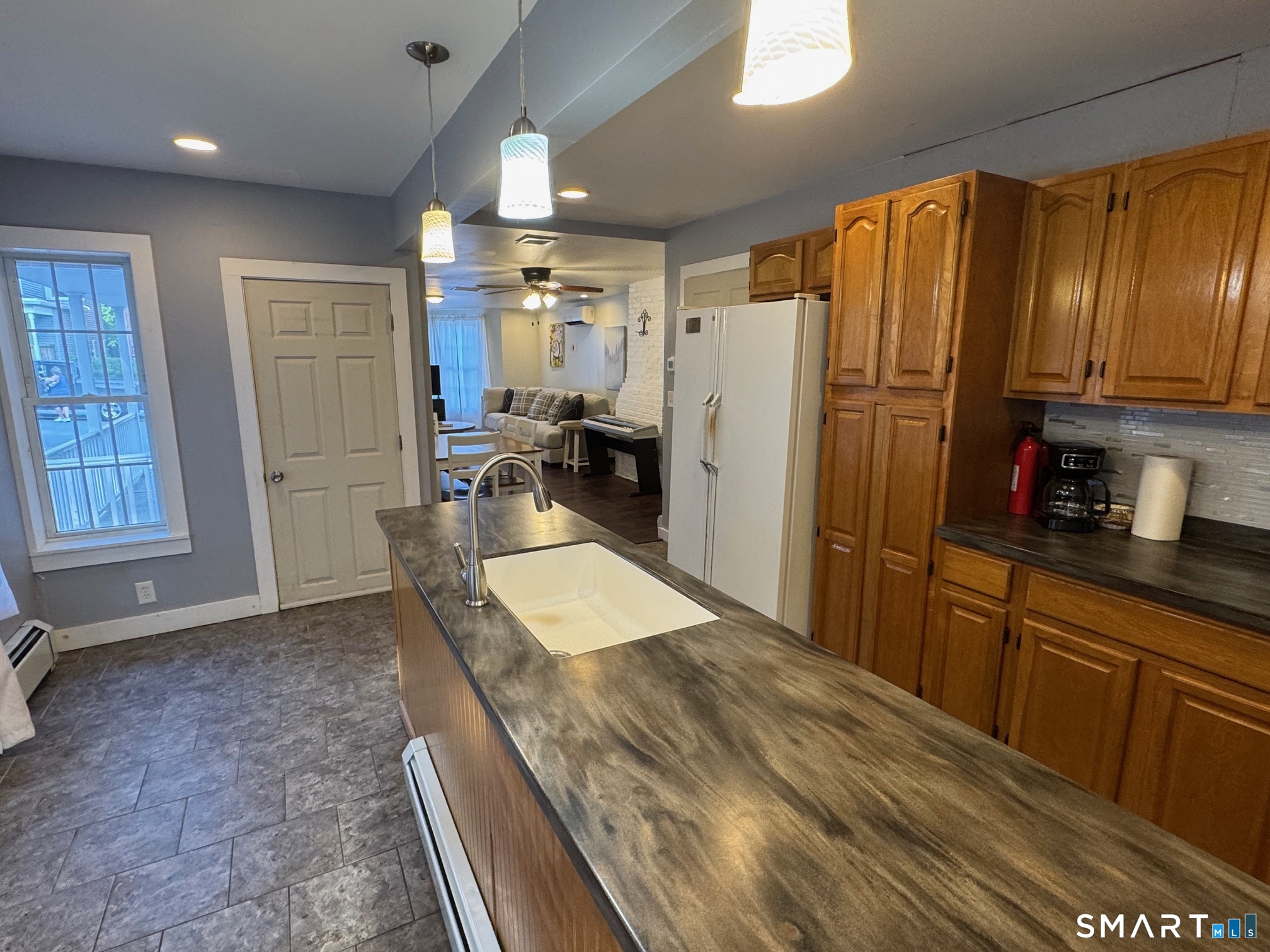 122 Broadway Norwich CT 06360