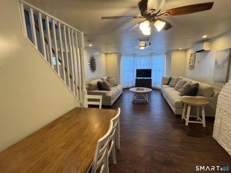 122 Broadway Norwich CT 06360