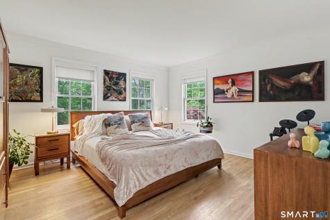 25-1 Macintosh Drive Oxford CT 06478