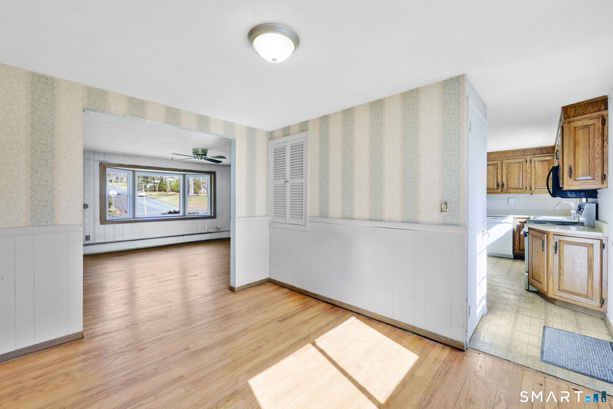 52 Woodland Drive South Windsor CT 06074