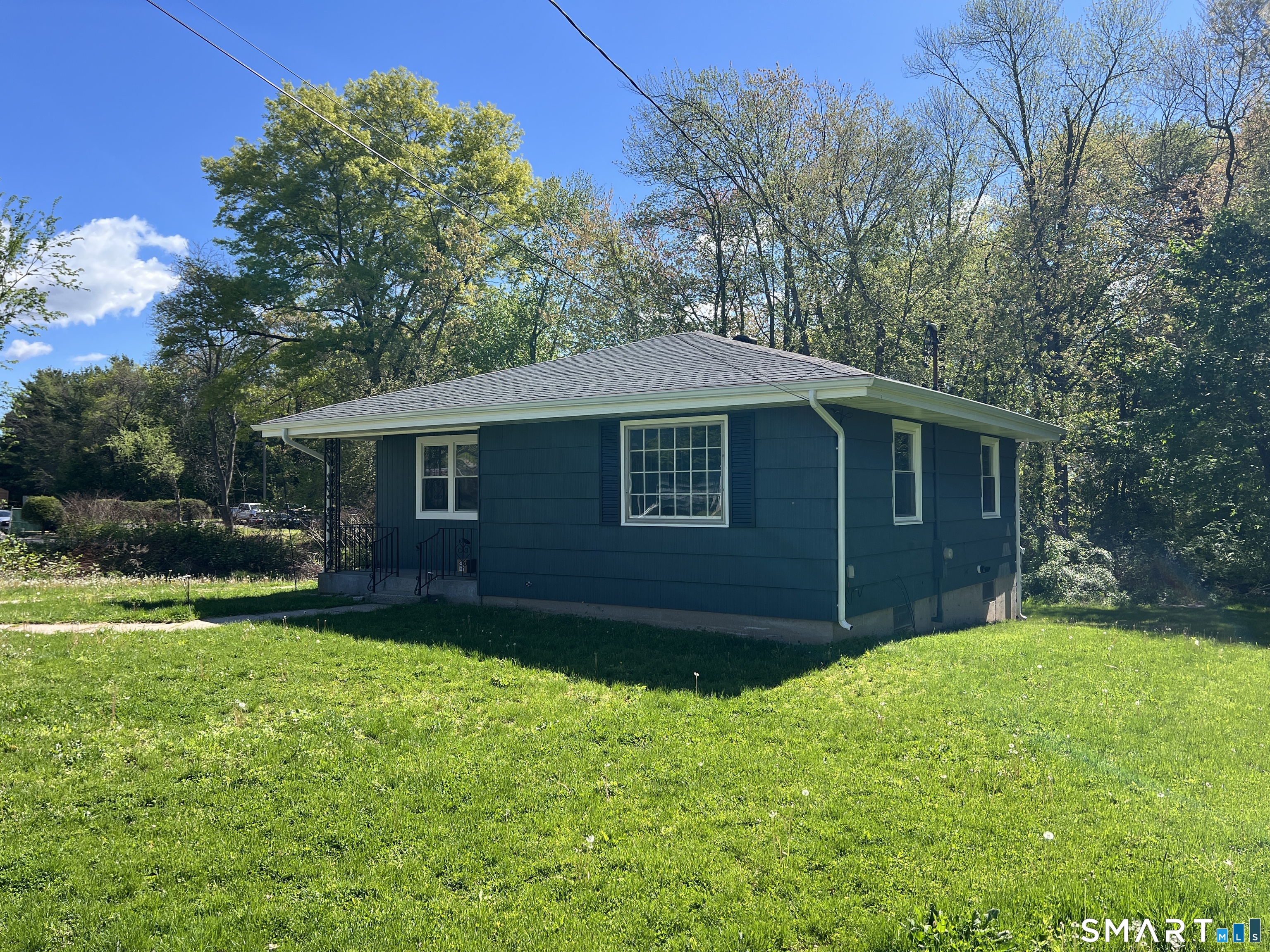 270 East Street Plainville CT 06062