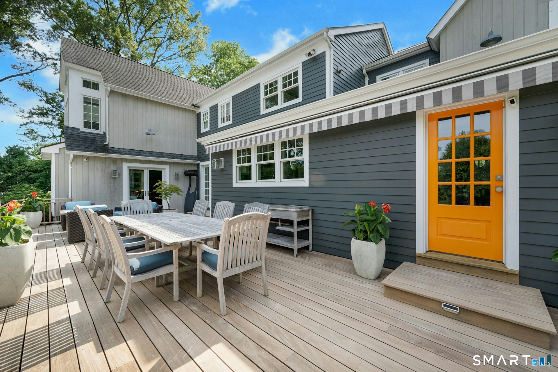 129 Emery East Drive Stamford CT 06902