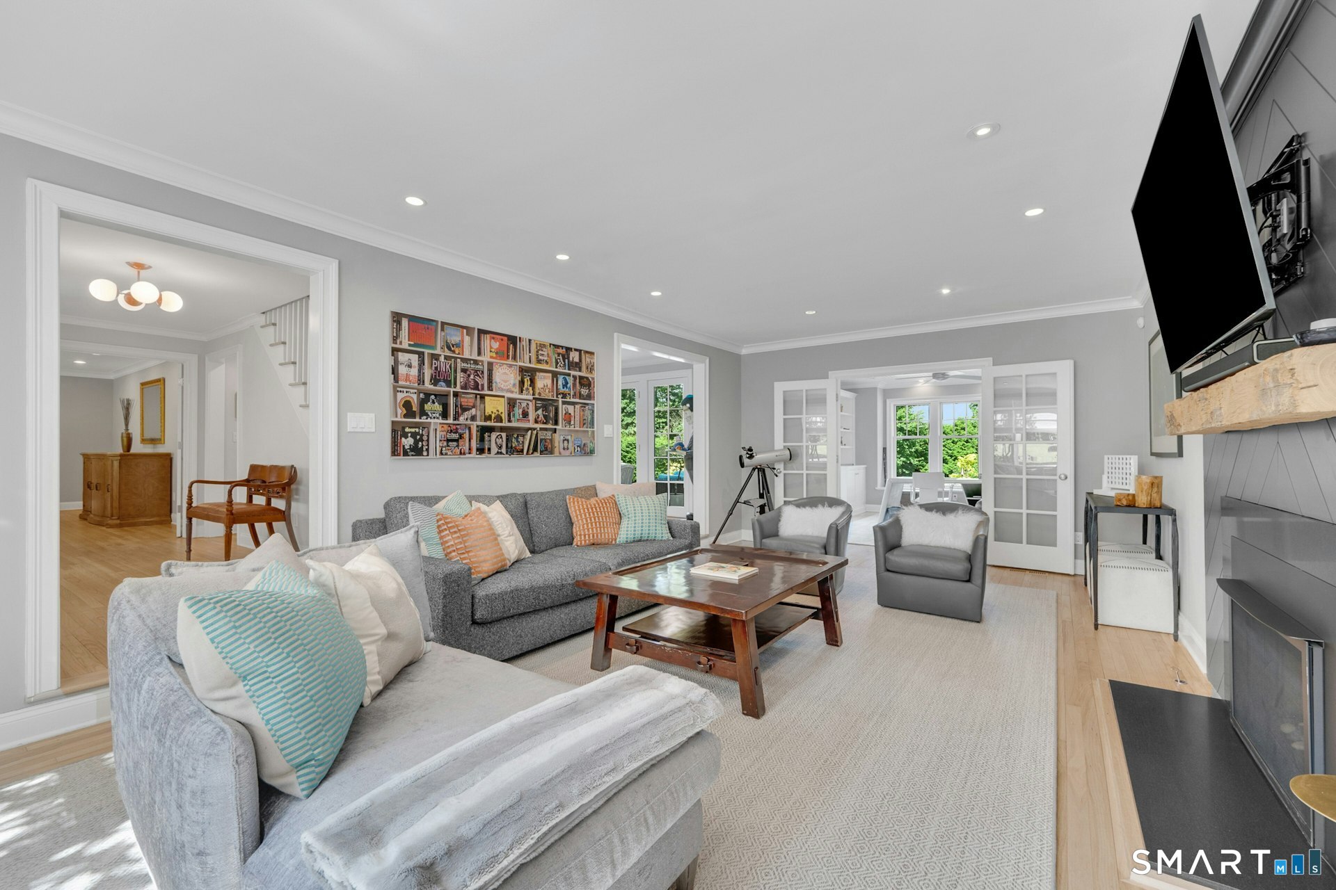 129 Emery East Drive Stamford CT 06902