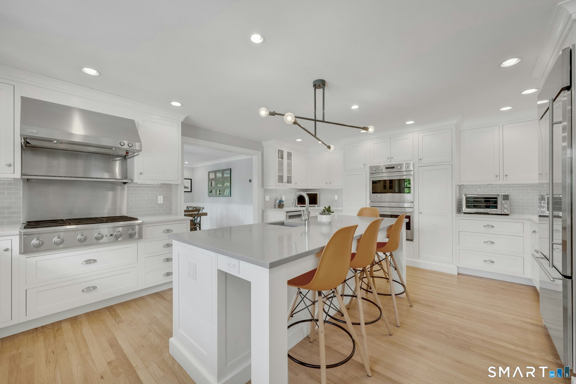 129 Emery East Drive Stamford CT 06902