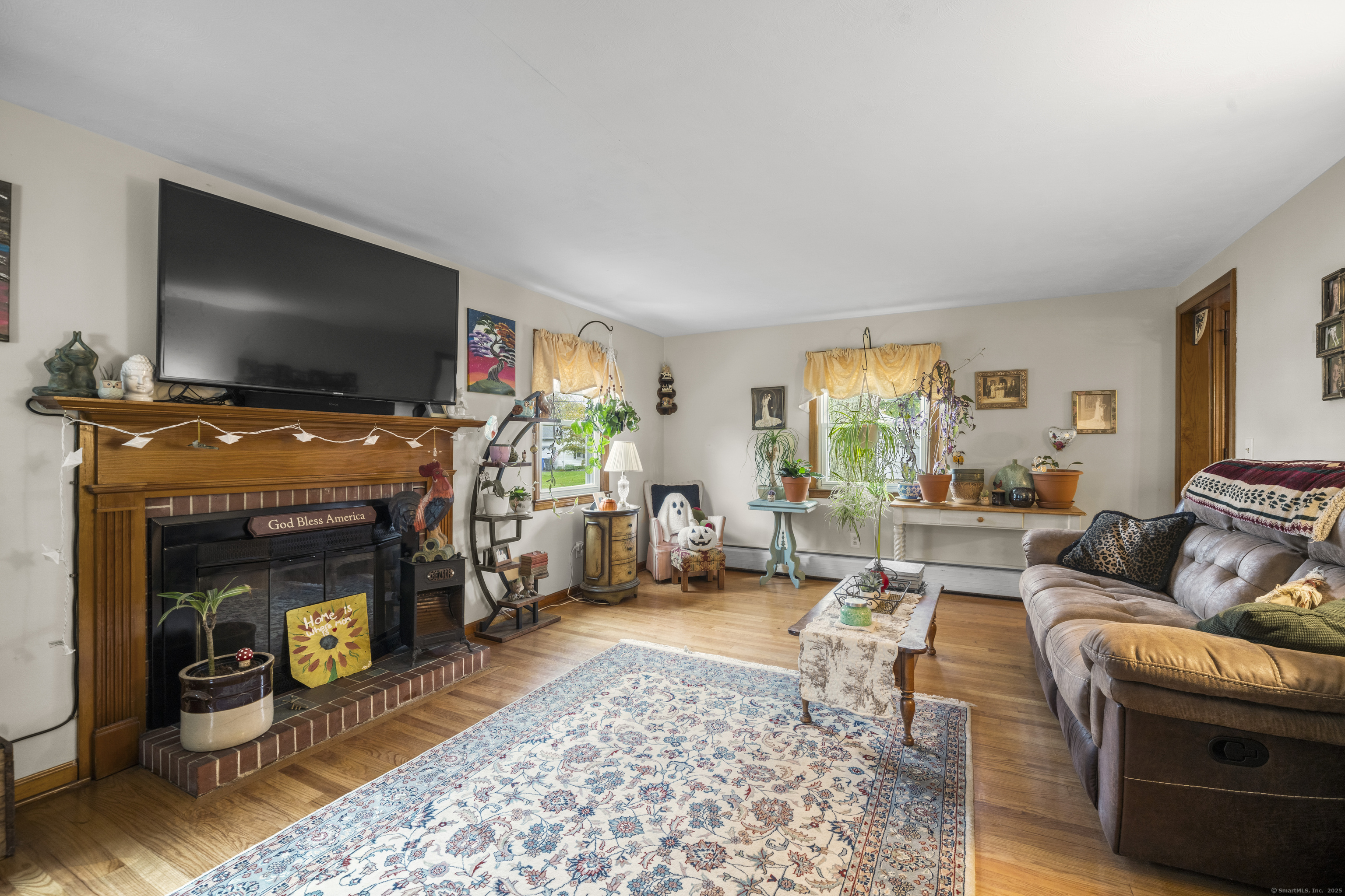 22 Saint Thomas Street Enfield CT 06082