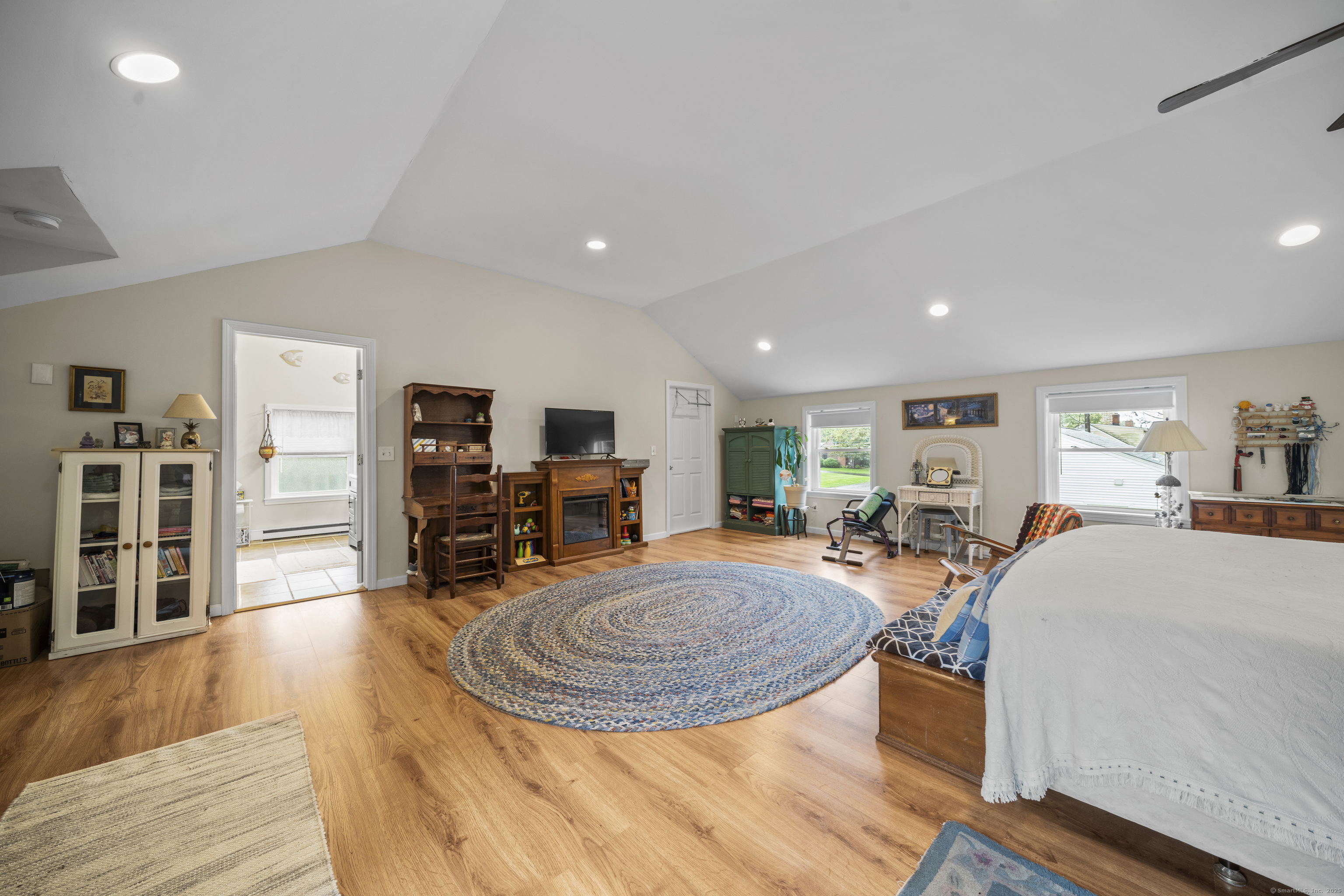 22 Saint Thomas Street Enfield CT 06082