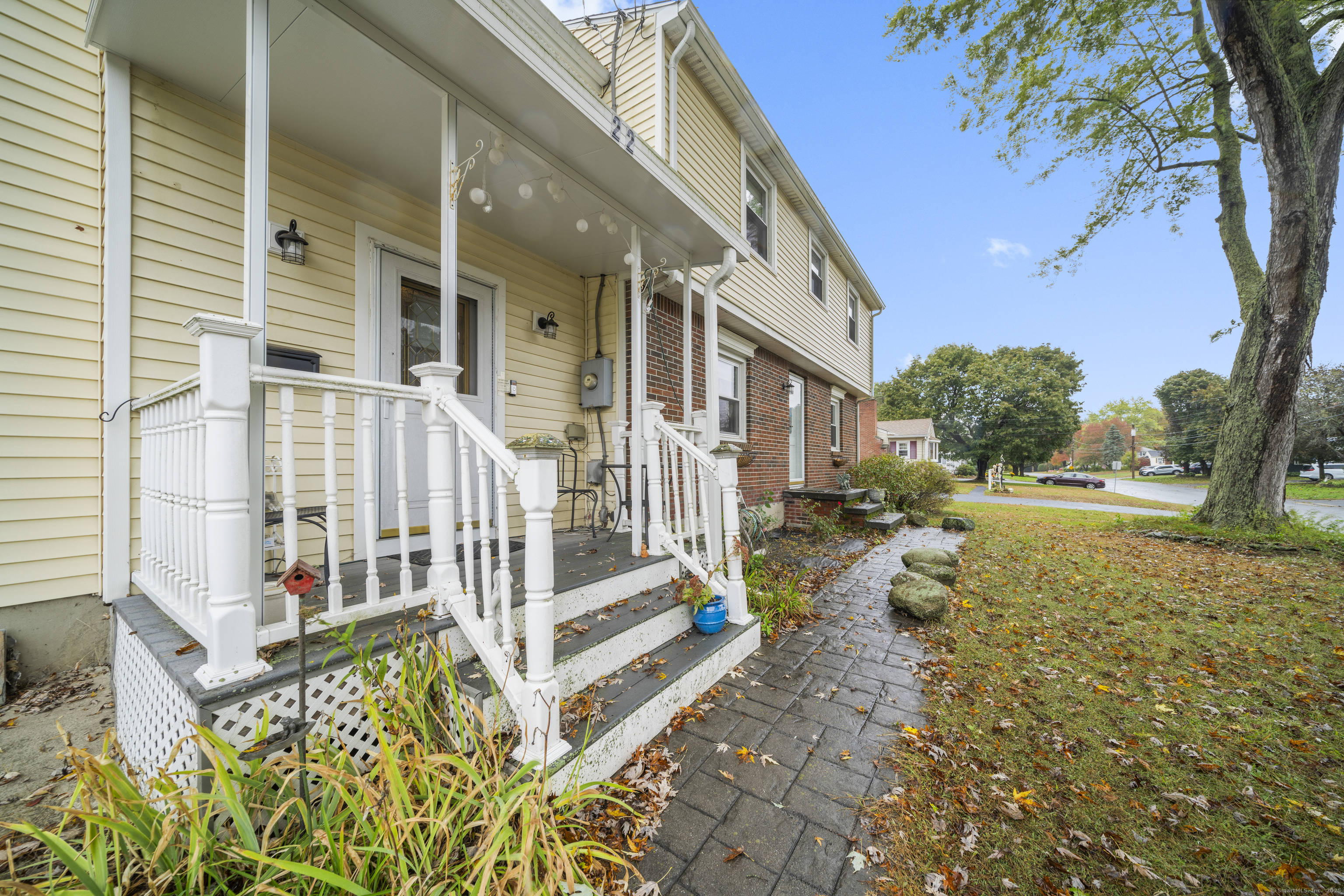 22 Saint Thomas Street Enfield CT 06082