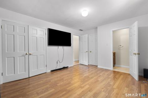 15 Inwood Drive Naugatuck CT 06770