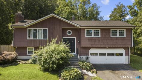 15 Inwood Drive Naugatuck CT 06770