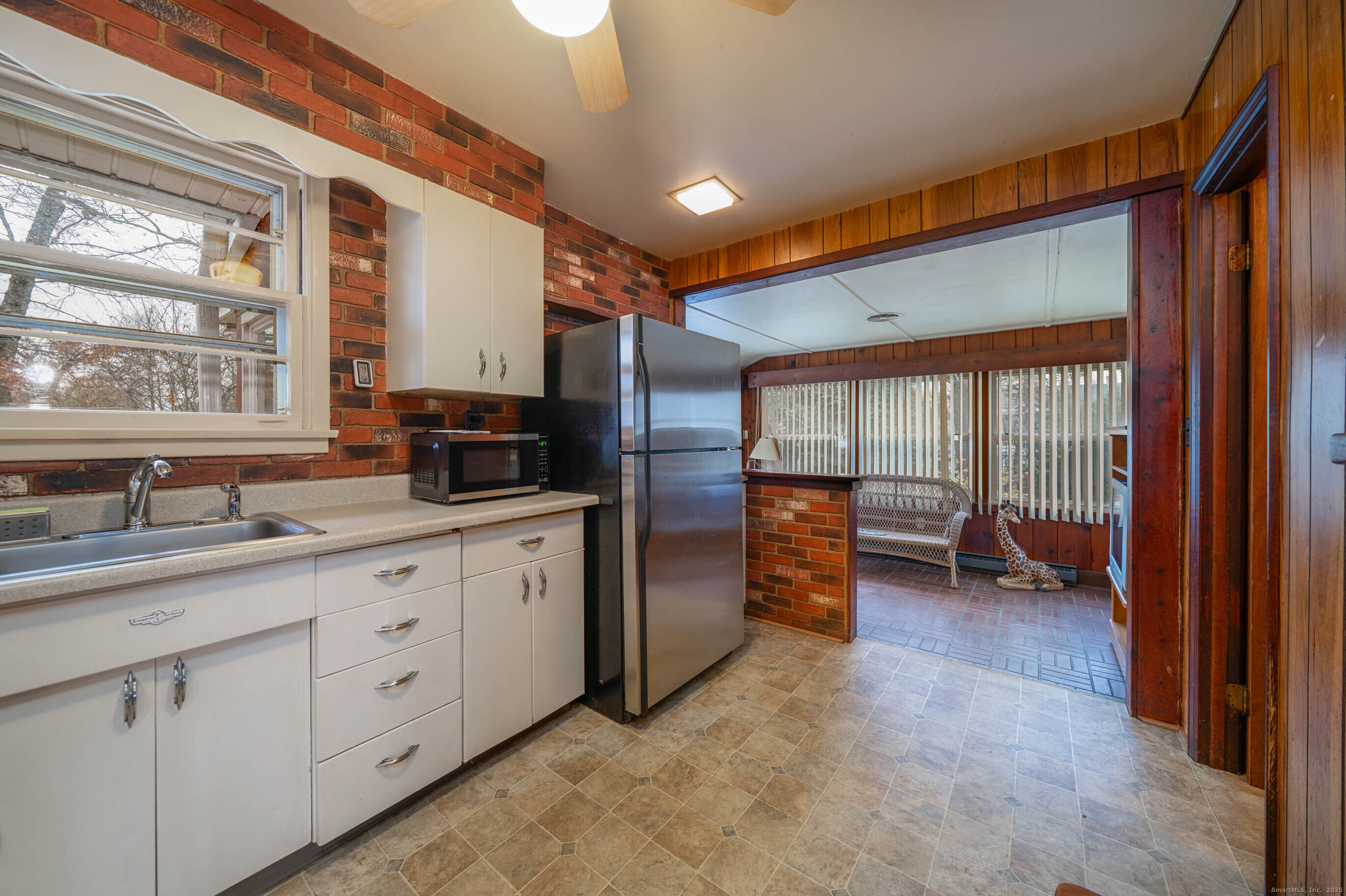 4 Sorrento Avenue East Haven CT 06512