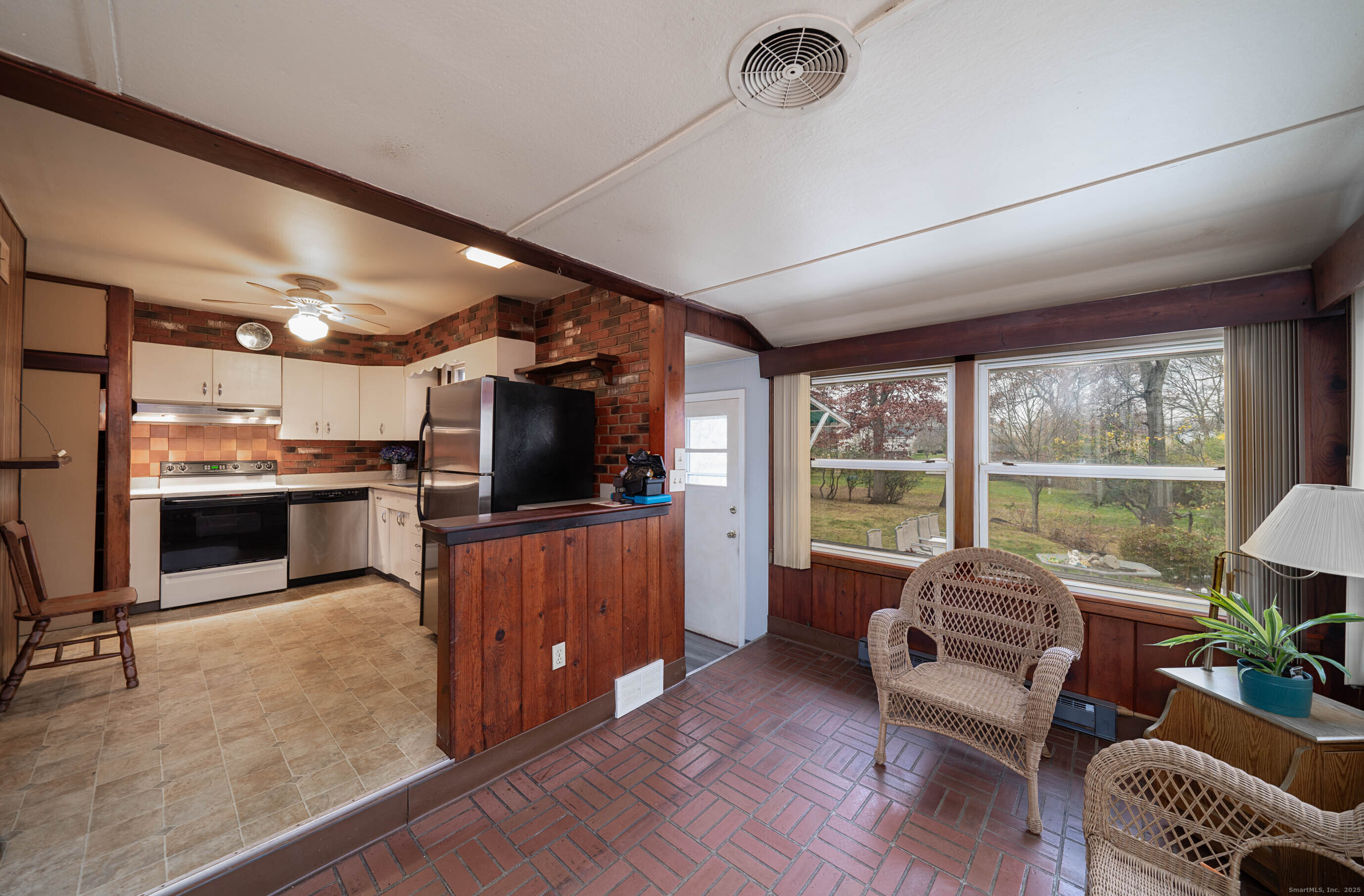 4 Sorrento Avenue East Haven CT 06512