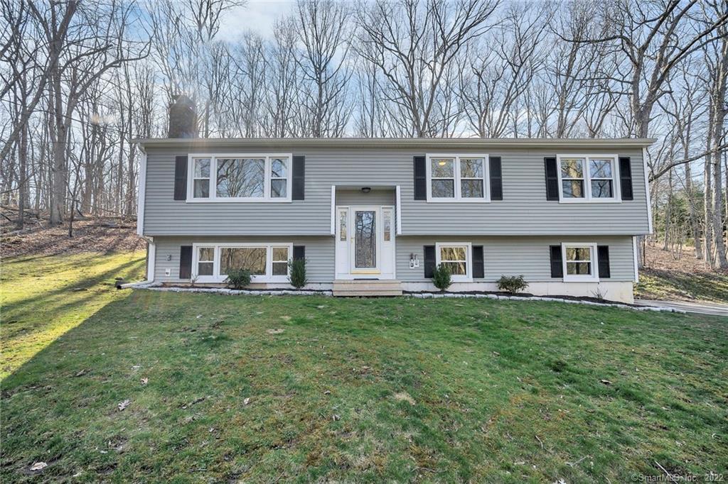 253 Riggs Street Oxford CT 06478