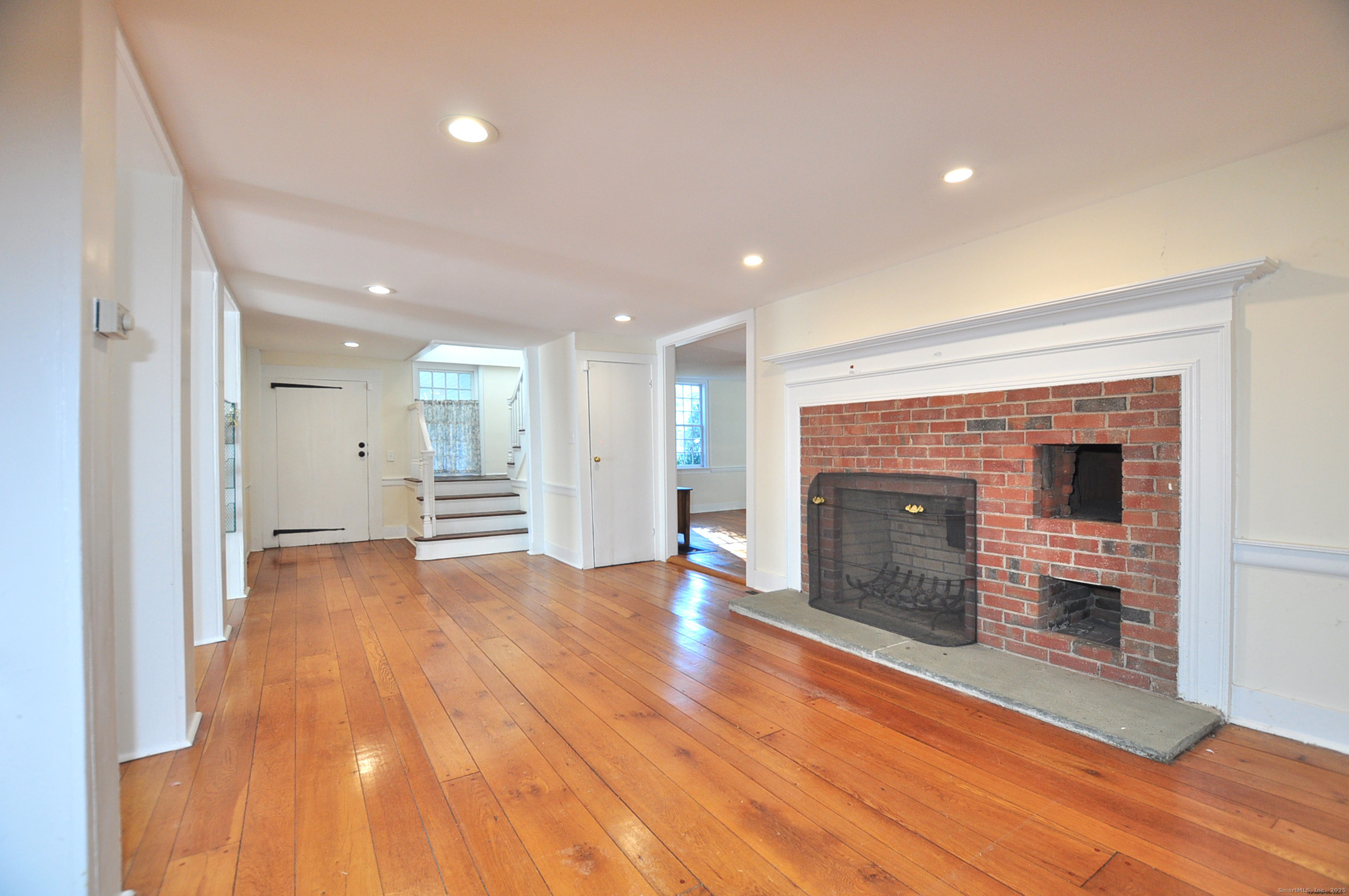 11 West Chestnut Hill Road Litchfield CT 06759