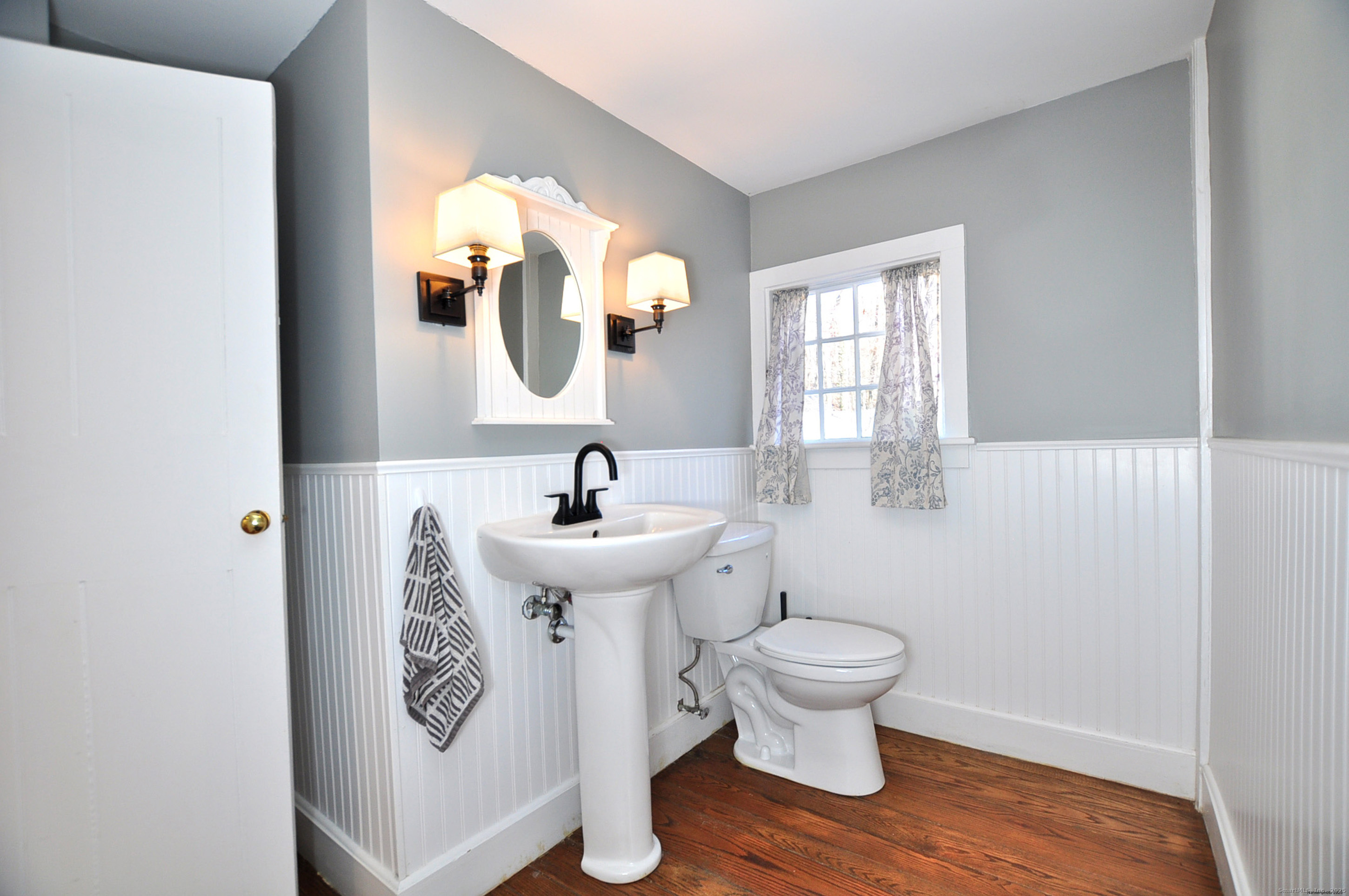 11 West Chestnut Hill Road Litchfield CT 06759