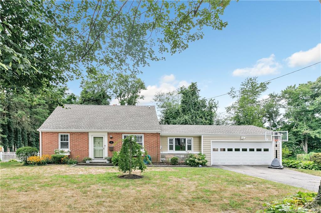 50 Knollwood Drive Stratford CT 06614