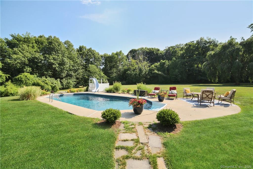 48 Hoyt Farm Road New Canaan CT 06840