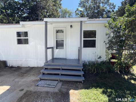 133 West Main Street Clinton CT 06413