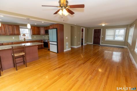 135 Middlesex Avenue Chester CT 06412