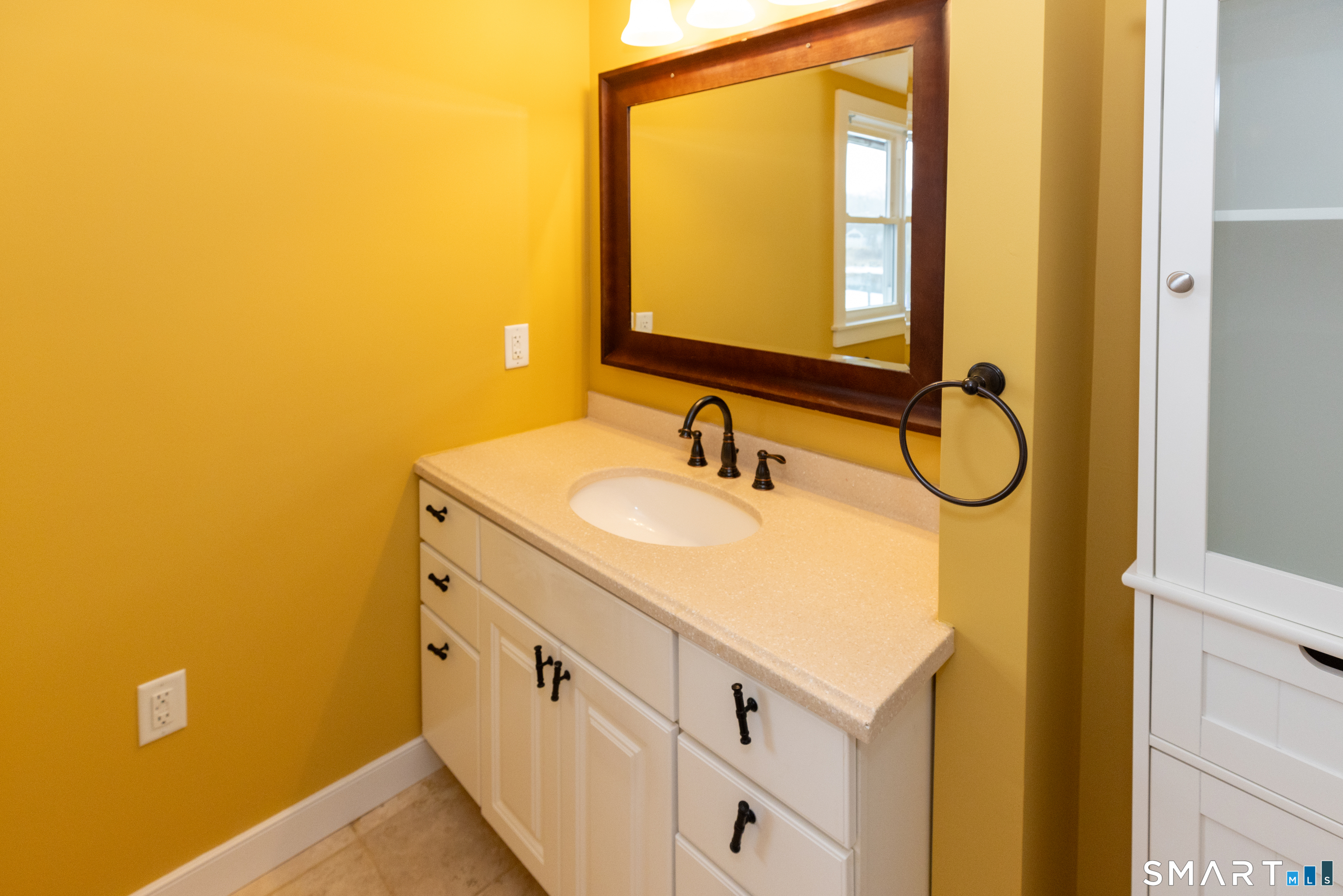 135 Middlesex Avenue Chester CT 06412