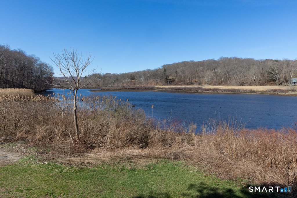 135 Middlesex Avenue Chester CT 06412