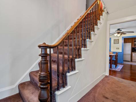 7 Nichols Lane Waterford CT 06385