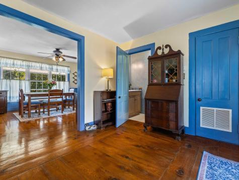 7 Nichols Lane Waterford CT 06385