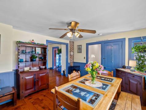 7 Nichols Lane Waterford CT 06385