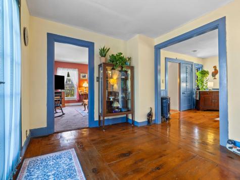 7 Nichols Lane Waterford CT 06385