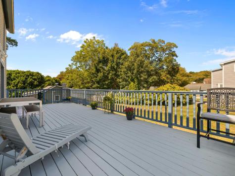 7 Nichols Lane Waterford CT 06385