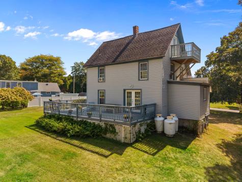 7 Nichols Lane Waterford CT 06385