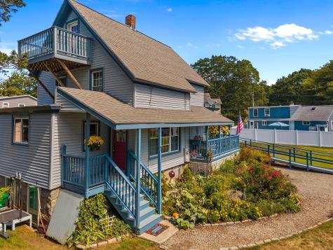 7 Nichols Lane Waterford CT 06385