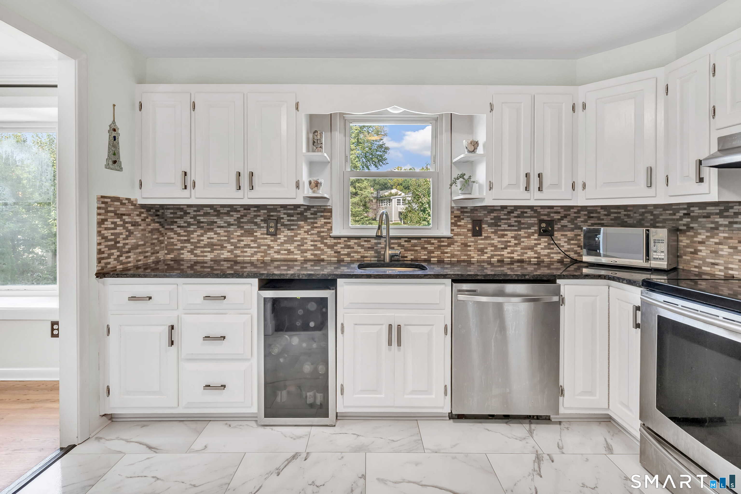 122 Marsh Drive Fairfield CT 06824