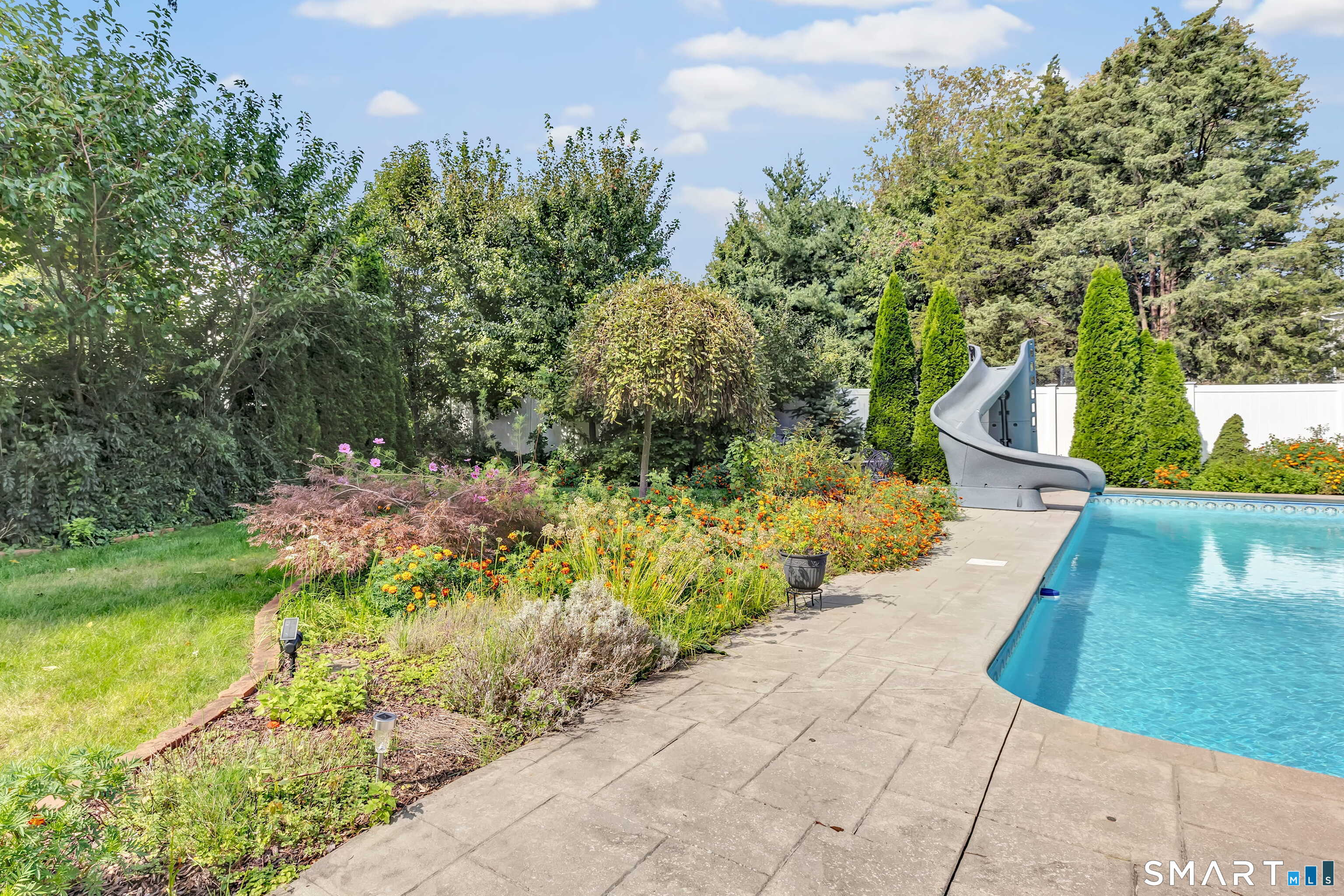 122 Marsh Drive Fairfield CT 06824